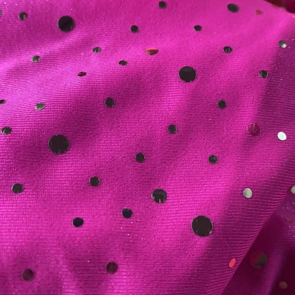 Child small bright pink and gold costume - Picture 6 of 6